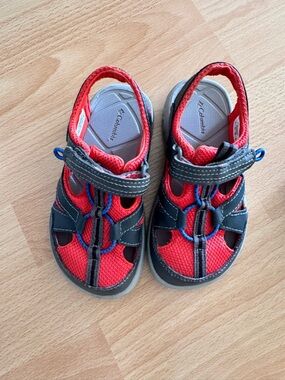 Columbia Kids' Techsun Wave kids sandals size 11 new